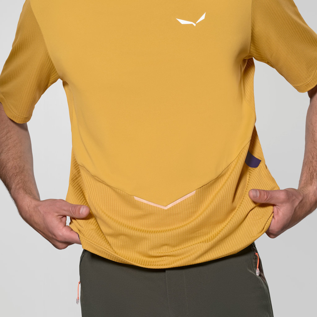Мъжка туристическа тениска Salewa Pedroc Dry Hyb T-Shirt Men Olive Oil