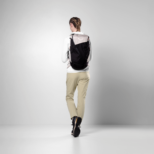 Дамска туристическа раница Salewa Puez 23L Backpack Women Black Out/Oatmeal