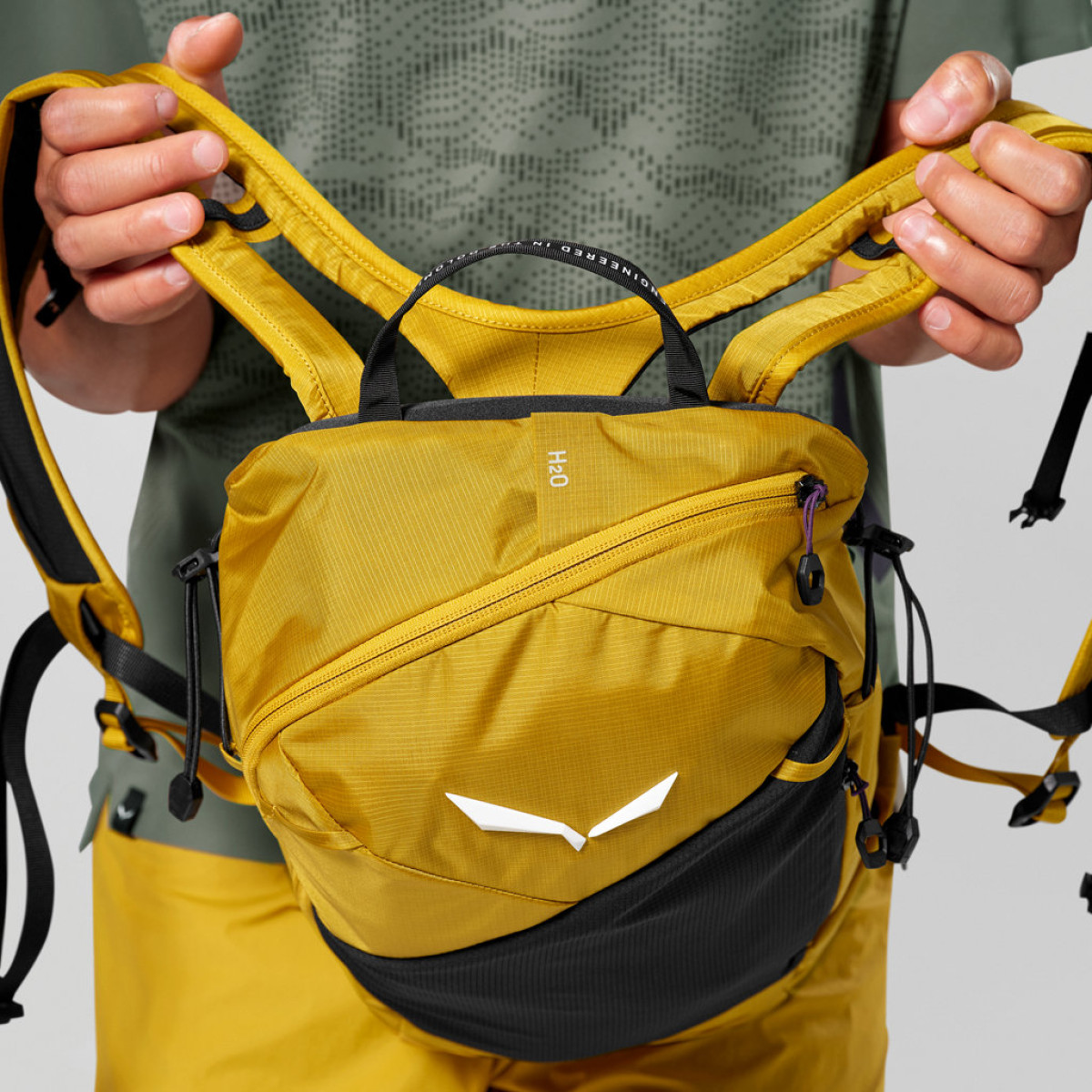 Туристическа раница Salewa Pedroc Active 12L Backpack Olive Oil