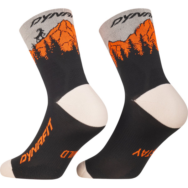 Чорапи за бягане Dynafit Traverse Mid Black Out/Ultra Orange
