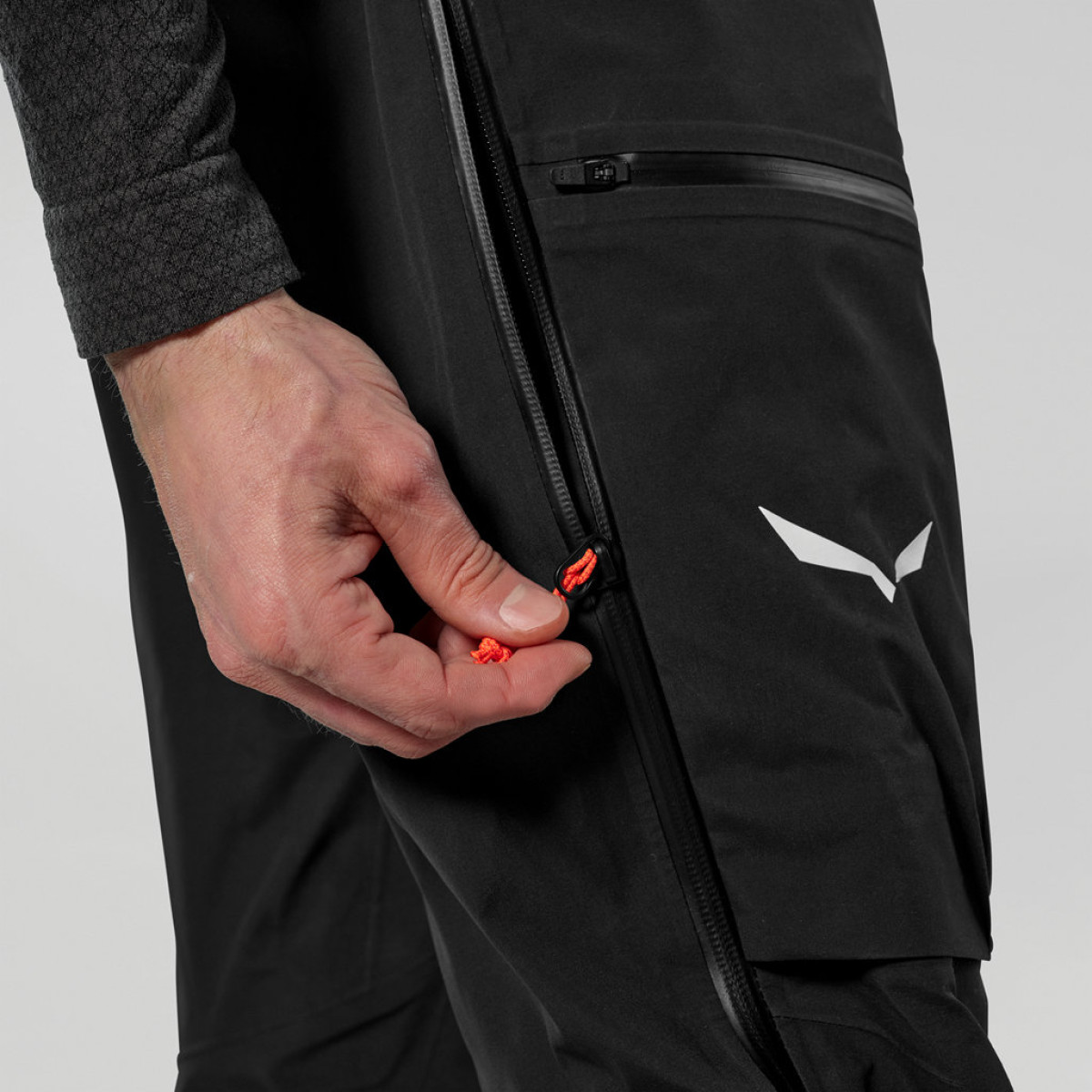 Мъжки туристически панталони Salewa Ortles GTX 3L Epe Pants Men Black Out