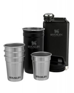 Комплект чаши за шотове Stanley, С бутилка STANLEY ADVENTURE PRE-PARTY SHOT GLASS AND FLASK-черен